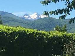 Beautiful Architect Designed Property with Mountain Views 30 minutes from Pau